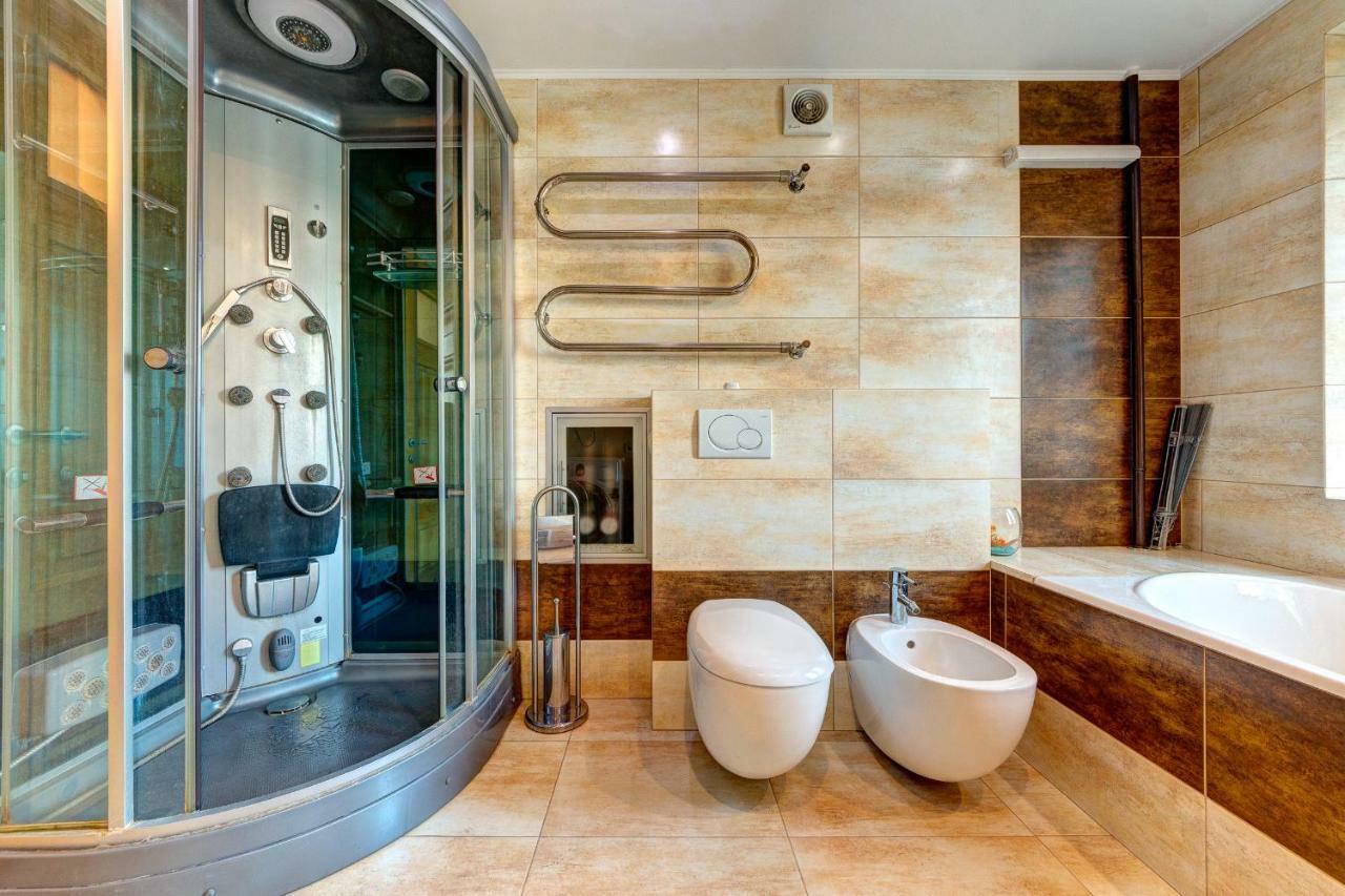 Apartments Near The Shopping Center Gulliver Киев Екстериор снимка